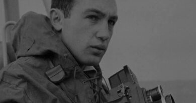 Bande annonce de l’exposition Raymond Depardon: 1962-1963, photographe militaire