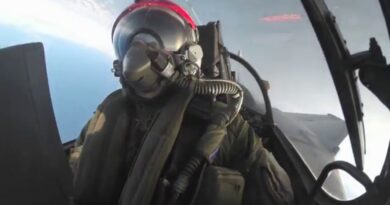 [#TrilatExercise] Suite de l’échauffement en vol, depuis le cockpit.