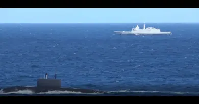Accompagnement d’un sous marin russe par la FREMM Normandie