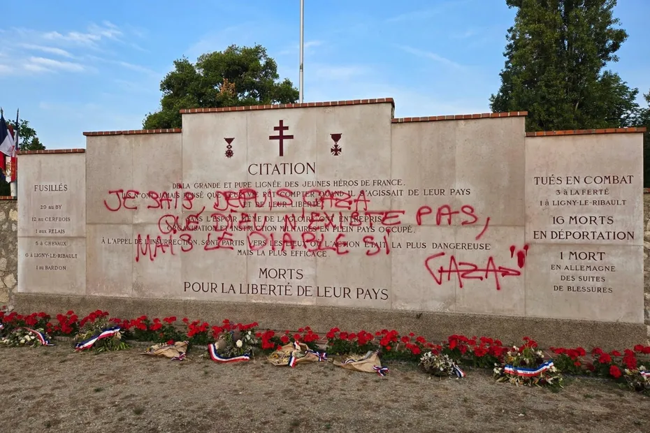 « Dieu n’existe pas, mais le diable si » : des tags pro-palestiniens sur une nécropole de résistants suscitent l’indignation