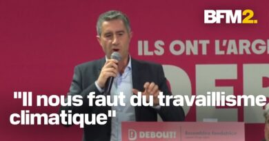François Ruffin a lancé son mouvement « Debout ! » à Paris
