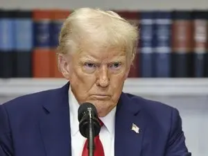 Guerre en Ukraine : « Il veut aller jusqu’au bout, continuer de tuer des gens, c’est pas bien »… « Très mécontent » de son appel avec Vladimir Poutine, Donald Trump évoque des sanctions
