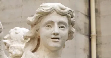 La restauration des statues du Val de Grâce (2019)